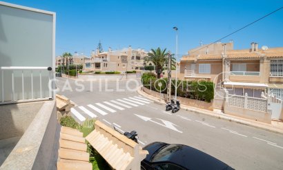 Resale - Townhouse - Torrevieja - Urb. Rosaleda