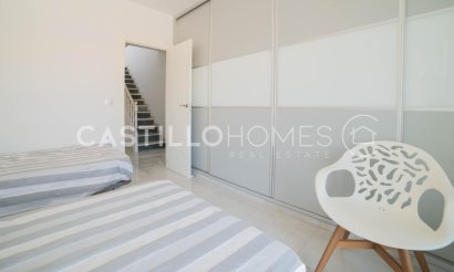 Resale - Townhouse - Torrevieja - Urb. Rosaleda