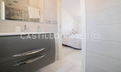 Resale - Townhouse - Torrevieja - Urb. Rosaleda