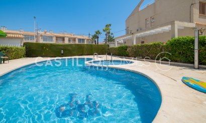 Resale - Townhouse - Torrevieja - Urb. Rosaleda