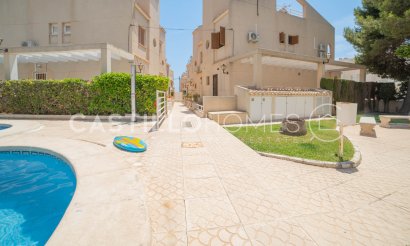 Resale - Townhouse - Torrevieja - Urb. Rosaleda