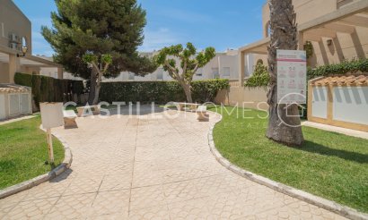 Resale - Townhouse - Torrevieja - Urb. Rosaleda