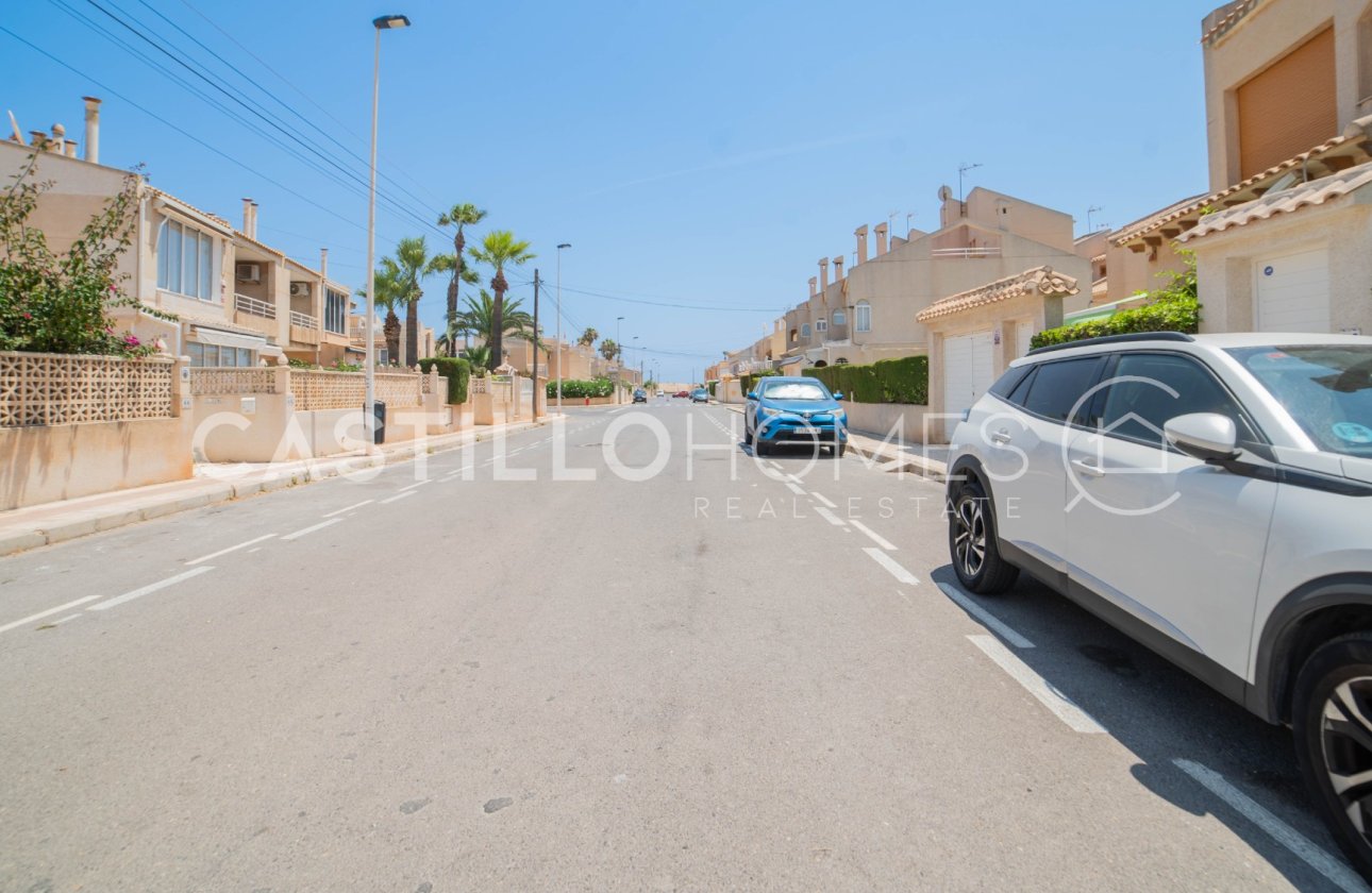 Resale - Townhouse - Torrevieja - Urb. Rosaleda
