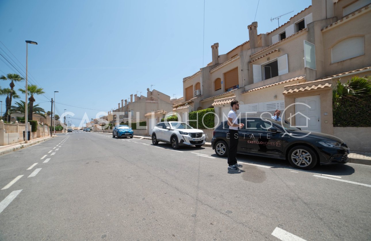Resale - Townhouse - Torrevieja - Urb. Rosaleda