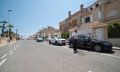 Resale - Townhouse - Torrevieja - Urb. Rosaleda