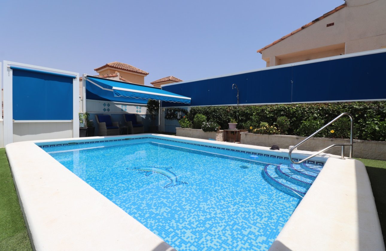 Resale - Villa - Algorfa - Montebello