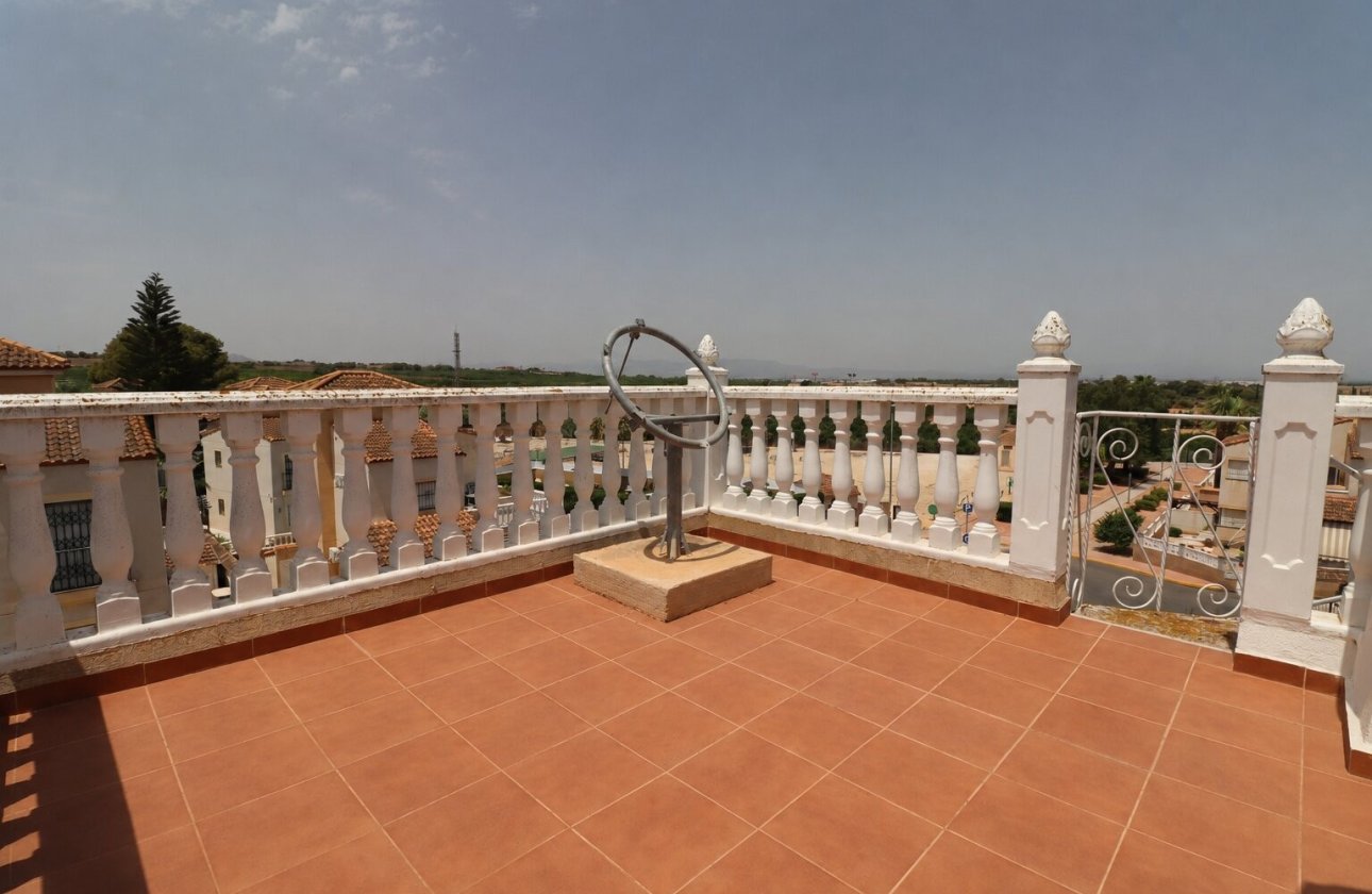 Resale - Villa - Algorfa - Montebello