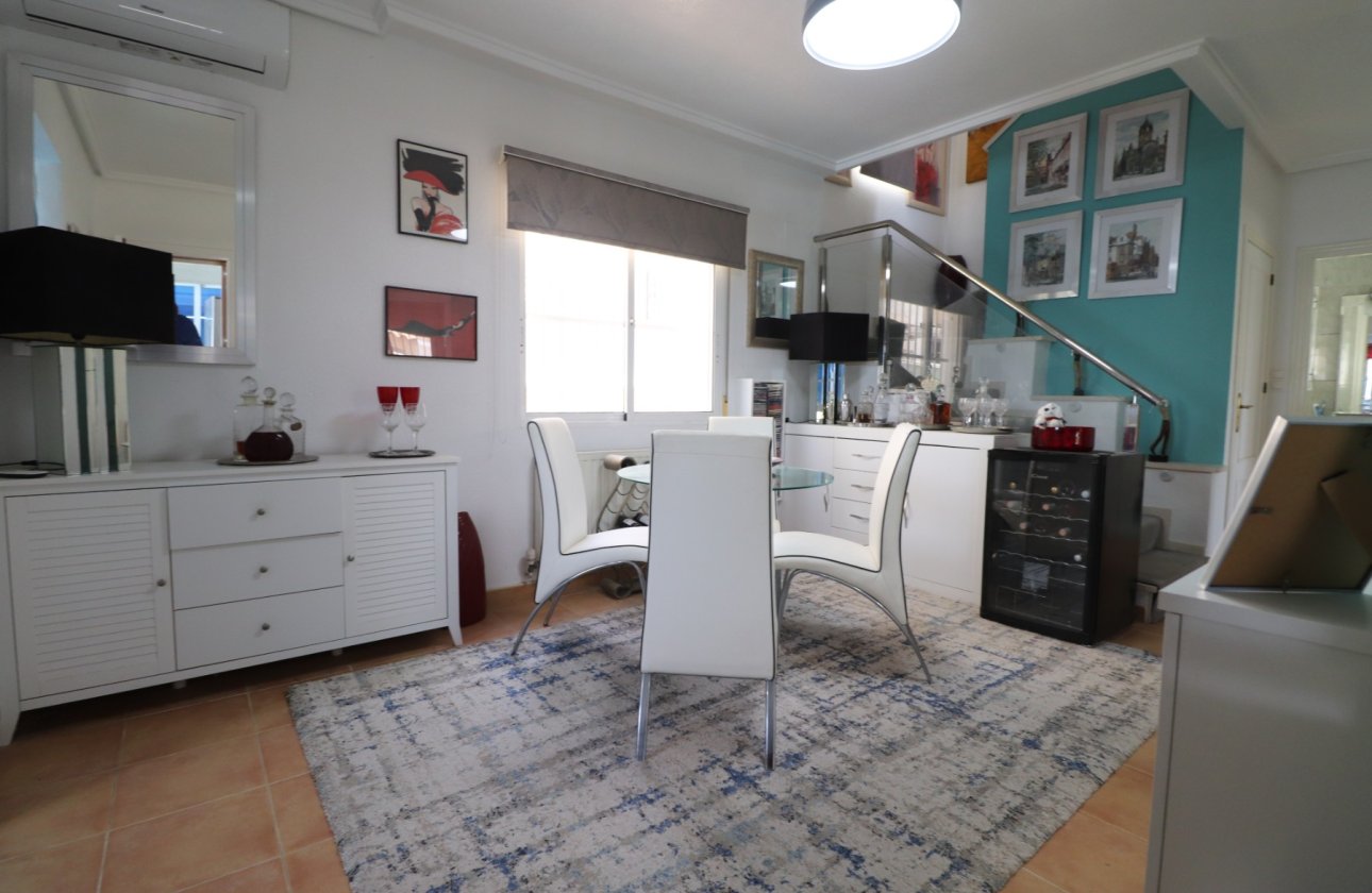 Resale - Villa - Algorfa - Montebello