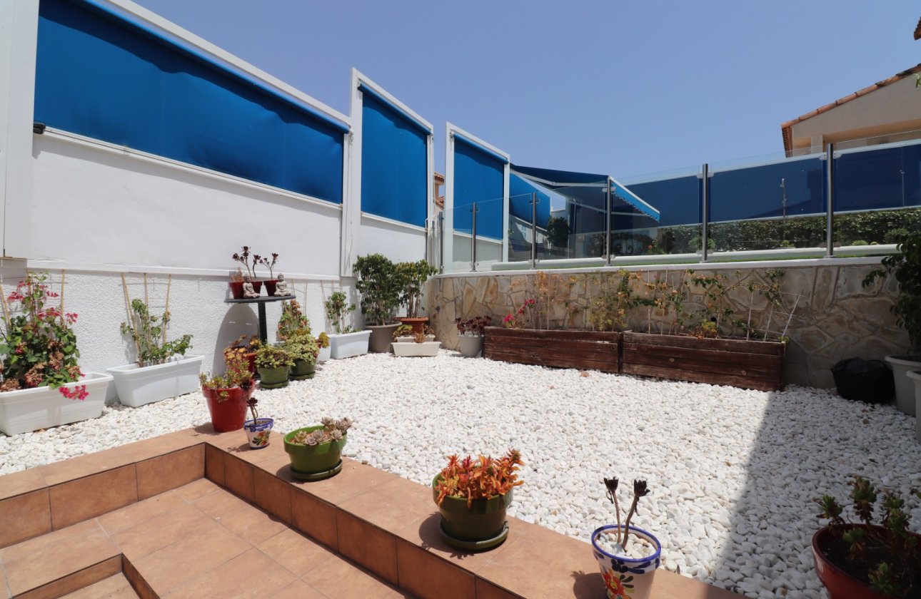 Resale - Villa - Algorfa - Montebello