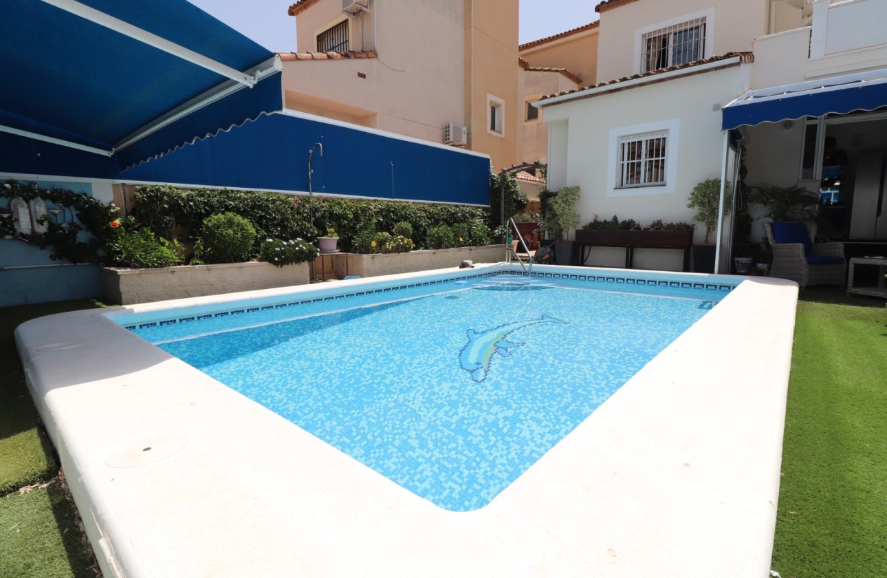 Resale - Villa - Algorfa - Montebello