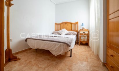 Resale - Apartment / flat - Torrevieja - Parque de Las Naciones
