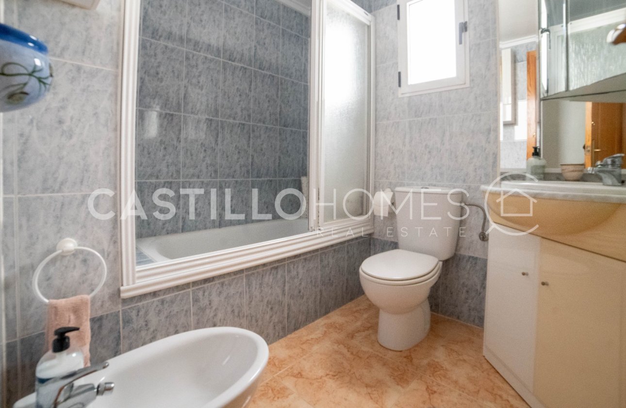 Resale - Apartment / flat - Torrevieja - Parque de Las Naciones