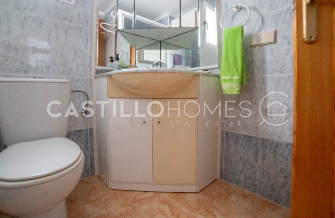 Resale - Apartment / flat - Torrevieja - Parque de Las Naciones