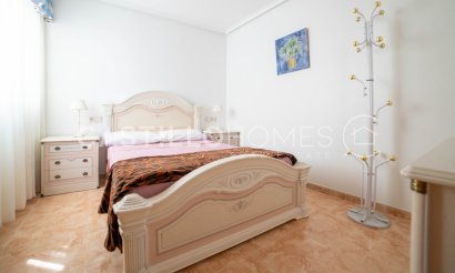 Resale - Apartment / flat - Torrevieja - Parque de Las Naciones