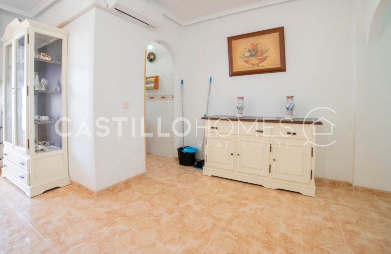 Resale - Apartment / flat - Torrevieja - Parque de Las Naciones