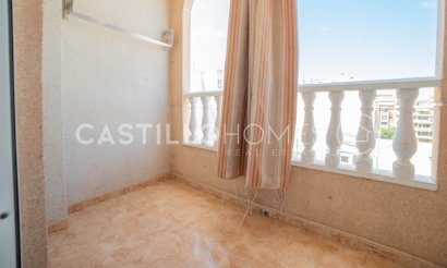 Resale - Apartment / flat - Torrevieja - Parque de Las Naciones