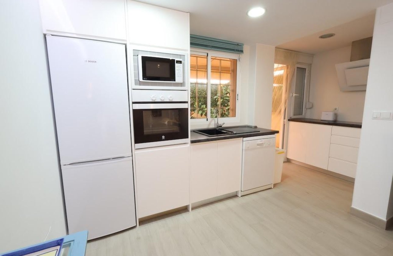 Reventa - Apartamento / piso - Orihuela Costa - Campoamor