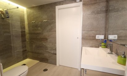 Reventa - Apartamento / piso - Orihuela Costa - Campoamor