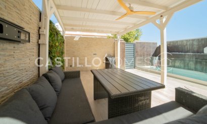 Resale - Townhouse - Torrevieja - Aguas Nuevas
