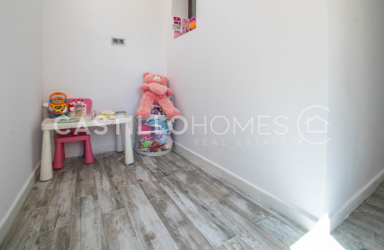 Resale - Townhouse - Torrevieja - Aguas Nuevas