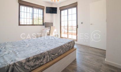 Resale - Townhouse - Torrevieja - Aguas Nuevas