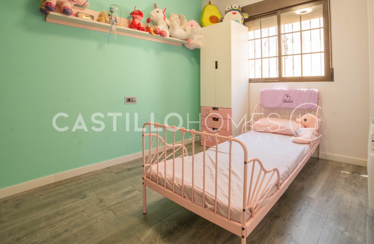 Resale - Townhouse - Torrevieja - Aguas Nuevas
