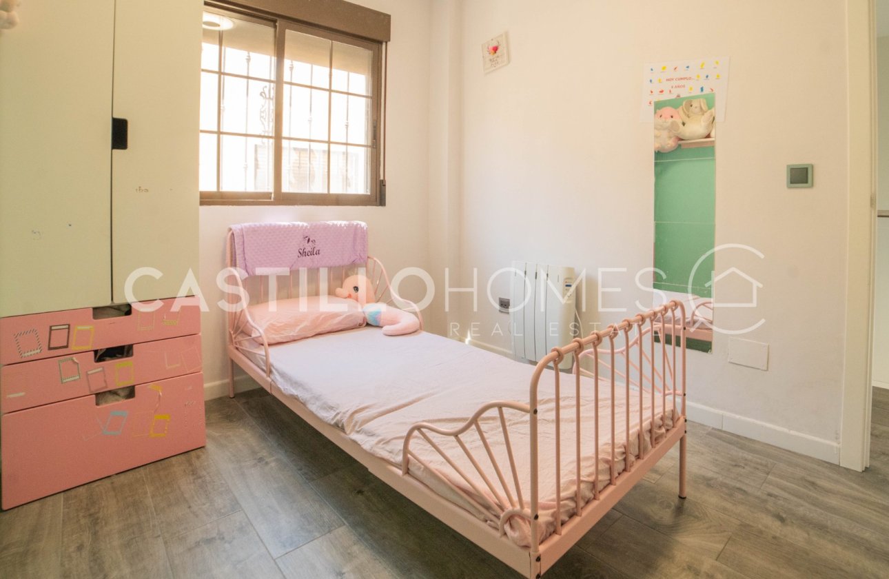 Resale - Townhouse - Torrevieja - Aguas Nuevas