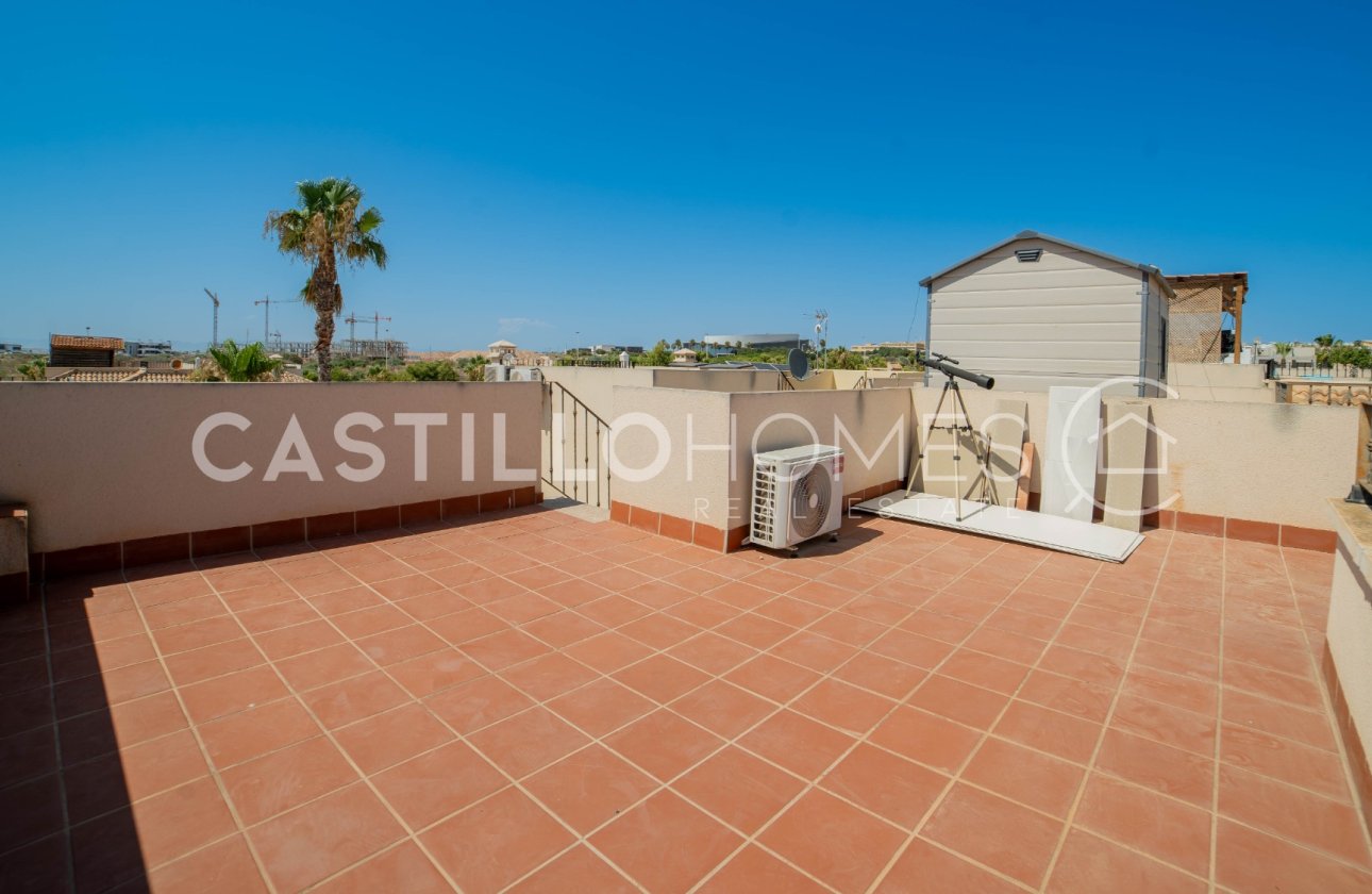 Resale - Townhouse - Torrevieja - Aguas Nuevas