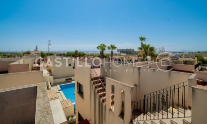 Resale - Townhouse - Torrevieja - Aguas Nuevas