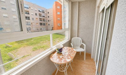 Resale - Apartment / flat - Torrevieja - Estacion de autobuses