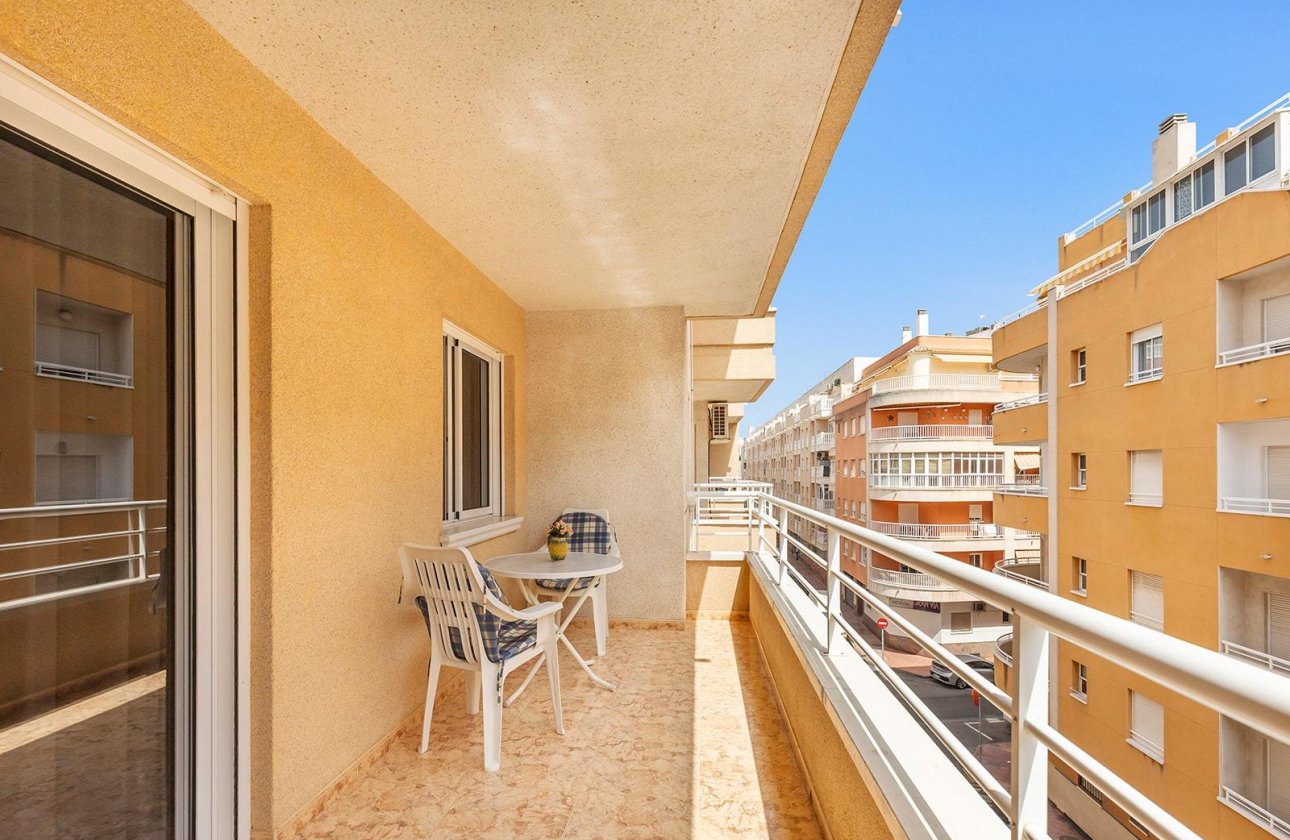 Resale - Apartment / flat - Torrevieja - Playa del Cura