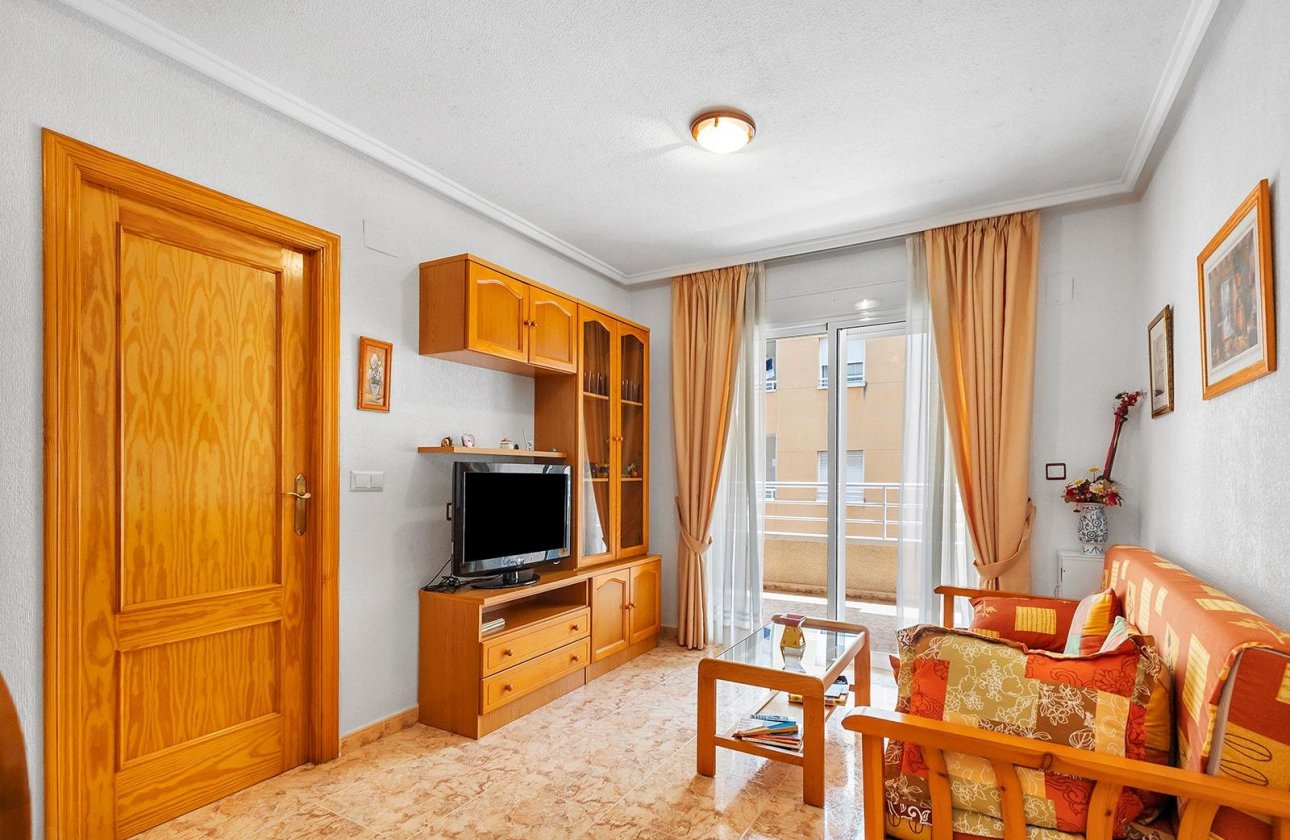 Resale - Apartment / flat - Torrevieja - Playa del Cura