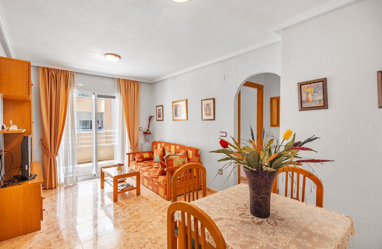 Resale - Apartment / flat - Torrevieja - Playa del Cura