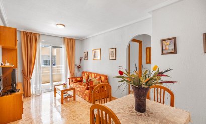 Resale - Apartment / flat - Torrevieja - Playa del Cura