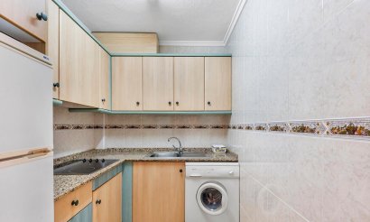 Resale - Apartment / flat - Torrevieja - Playa del Cura