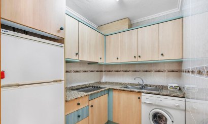 Resale - Apartment / flat - Torrevieja - Playa del Cura