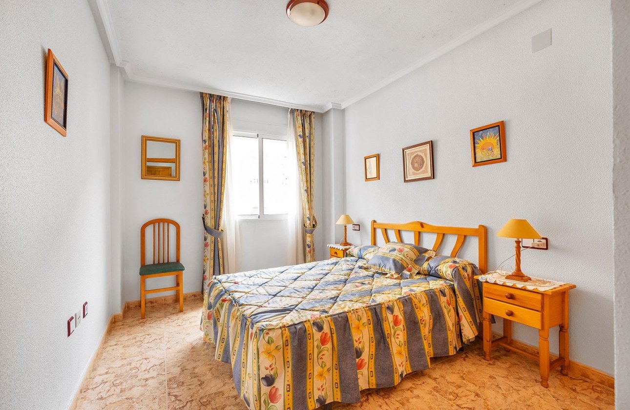 Resale - Apartment / flat - Torrevieja - Playa del Cura