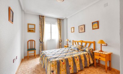 Resale - Apartment / flat - Torrevieja - Playa del Cura
