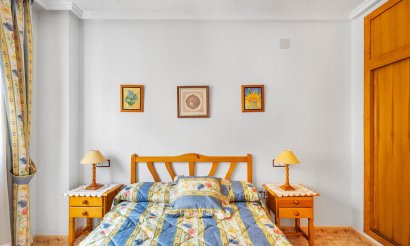 Resale - Apartment / flat - Torrevieja - Playa del Cura