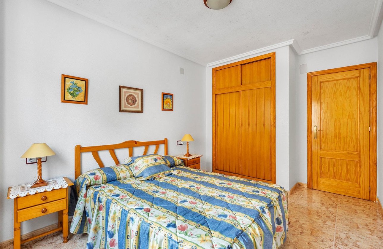 Resale - Apartment / flat - Torrevieja - Playa del Cura
