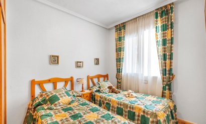 Resale - Apartment / flat - Torrevieja - Playa del Cura