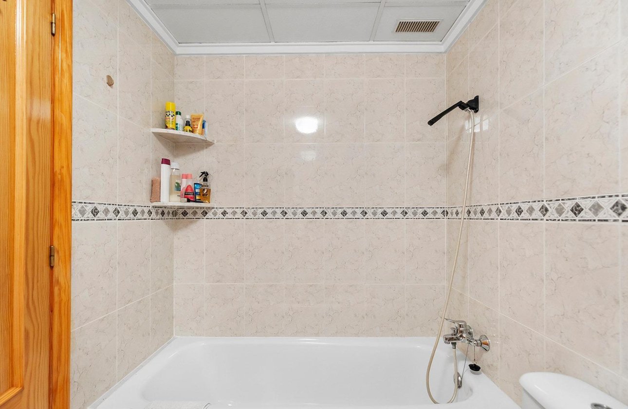 Resale - Apartment / flat - Torrevieja - Playa del Cura
