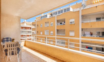 Resale - Apartment / flat - Torrevieja - Playa del Cura