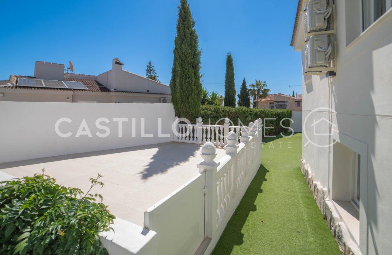Resale - Townhouse - Torrevieja - Los Balcones