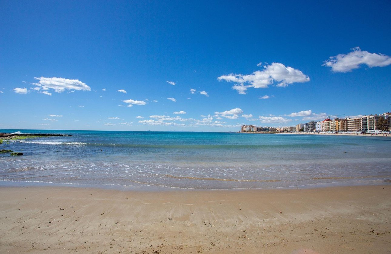 Resale - Apartment / flat - Torrevieja - Estacion de autobuses