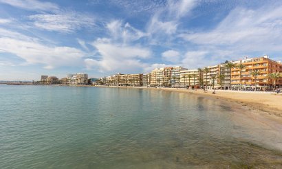 Resale - Apartment / flat - Torrevieja - Estacion de autobuses
