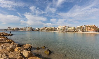 Resale - Apartment / flat - Torrevieja - Estacion de autobuses