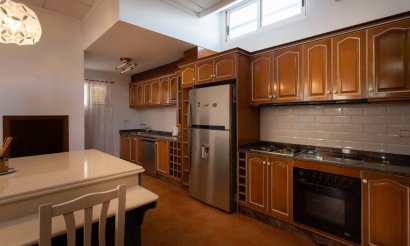 Resale - Villa - Torrevieja