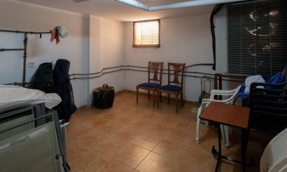 Resale - Villa - Torrevieja