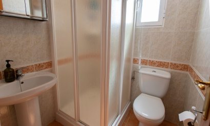 Resale - Villa - Torrevieja